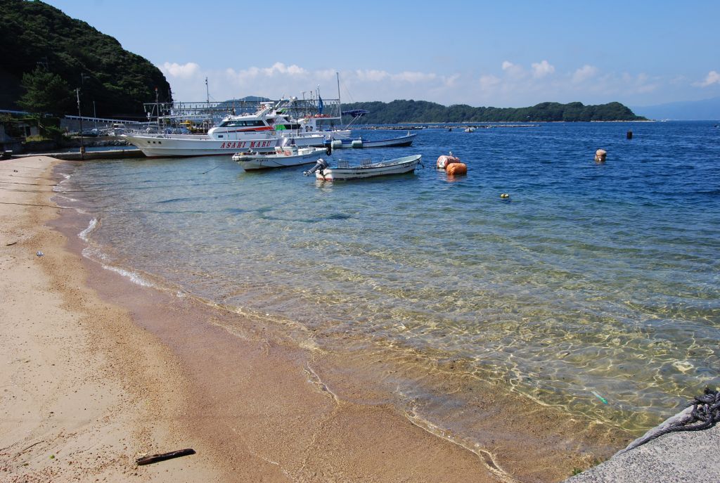「色ヶ浜」
